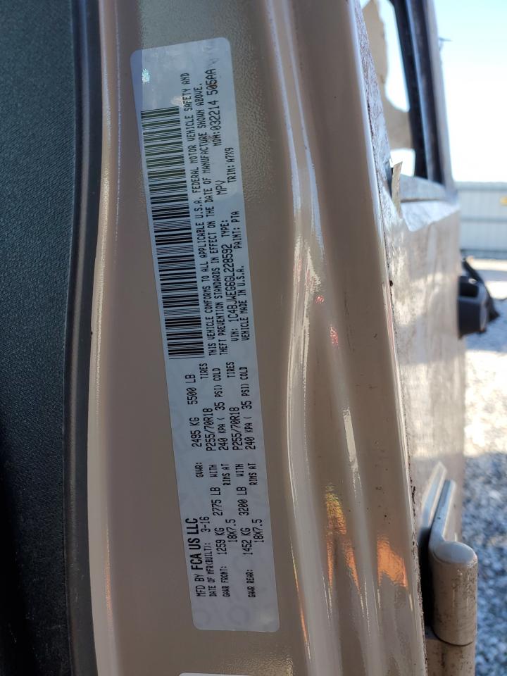 1C4BJWEG6GL228592 2016 Jeep Wrangler Unlimited Sahara