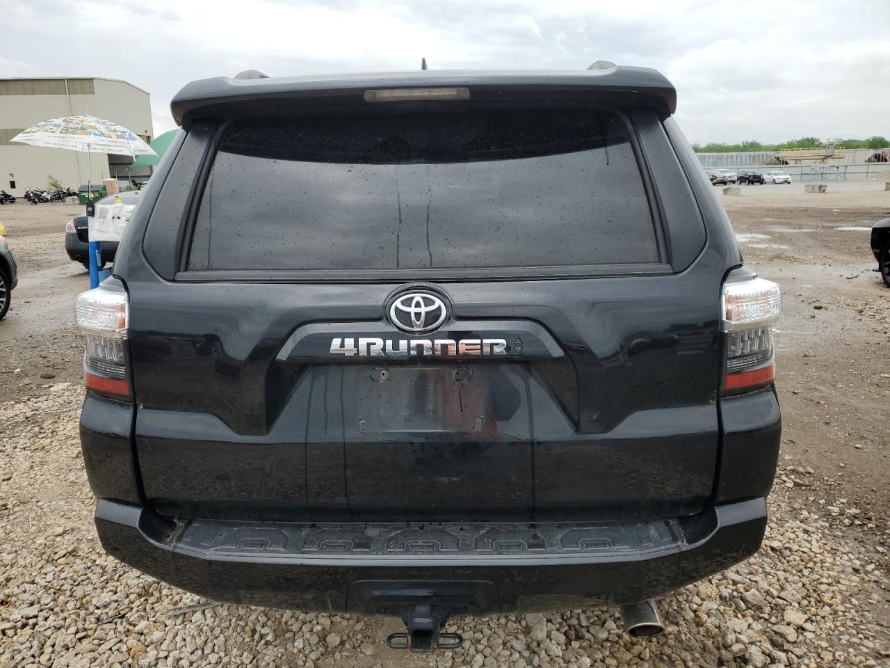 2021 Toyota 4Runner Sr5/Sr5 Premium vin: JTEMU5JR0M5942621