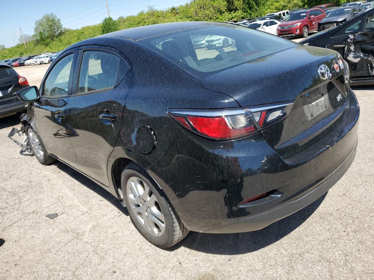 2018 Toyota Yaris Ia vin: 3MYDLBYV7JY316802