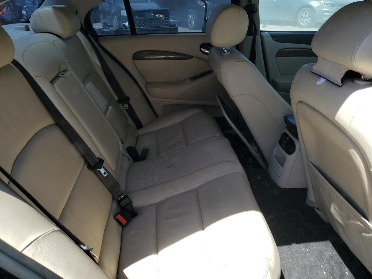 SAJEA03VX41N00372 2004 Jaguar S-Type R