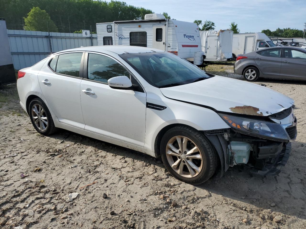 5XXGM4A72DG140173 2013 Kia Optima Lx