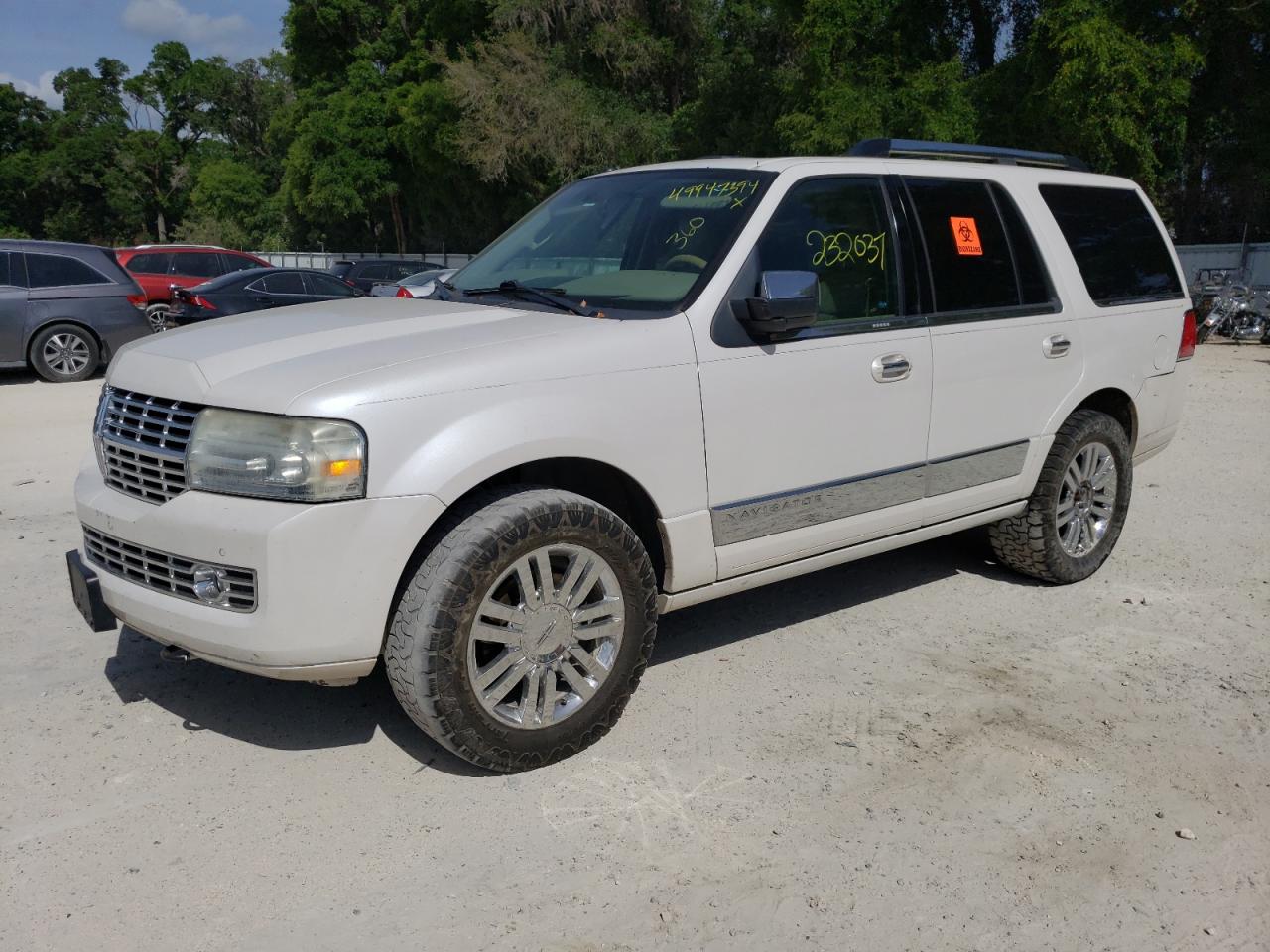 5LMJJ2H53AEJ00104 2010 Lincoln Navigator