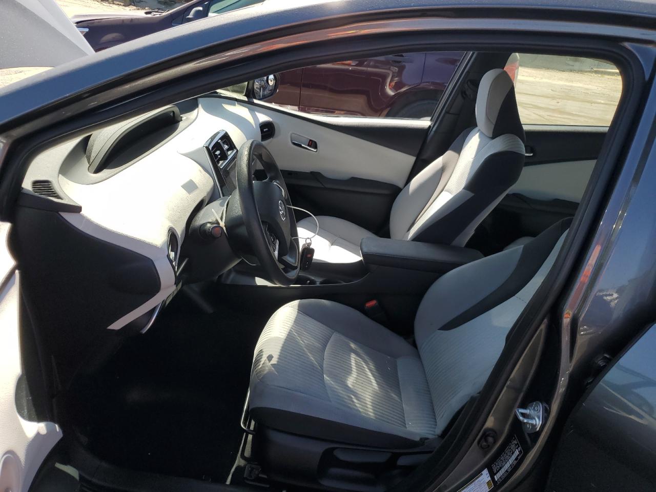 JTDKBRFU8G3006218 2016 Toyota Prius