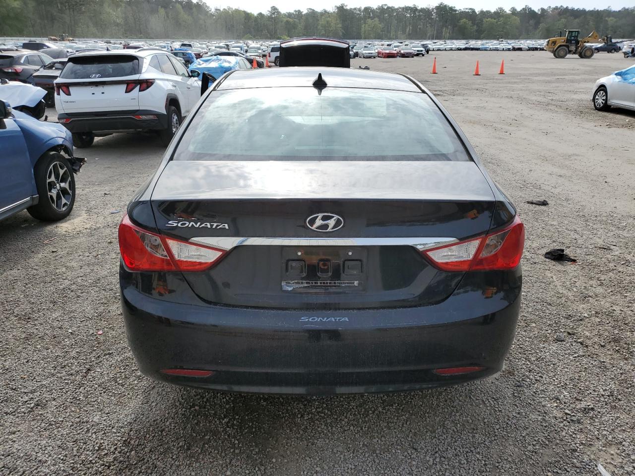 5NPEB4AC2DH592252 2013 Hyundai Sonata Gls