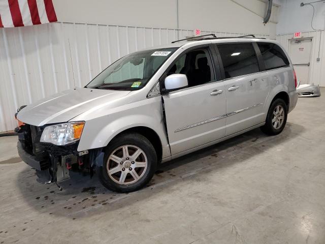 Lot #2468883214 2012 CHRYSLER TOWN & COU salvage car