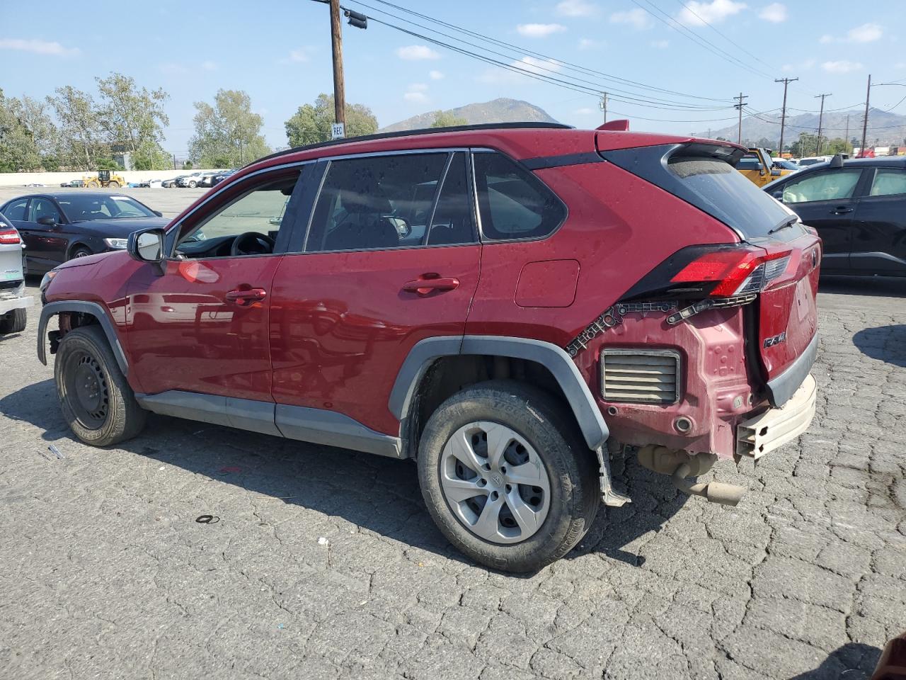 2T3H1RFV5KC017769 2019 Toyota Rav4 Le