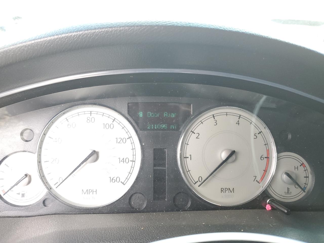 2C3AA63H45H119232 2005 Chrysler 300C