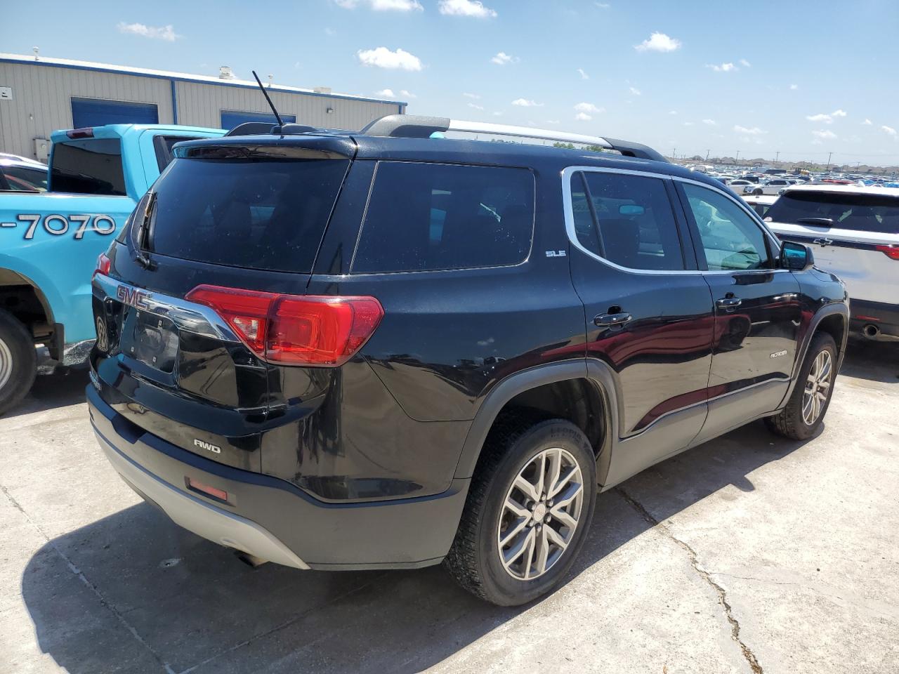 Lot #2886443971 2017 GMC ACADIA SLE