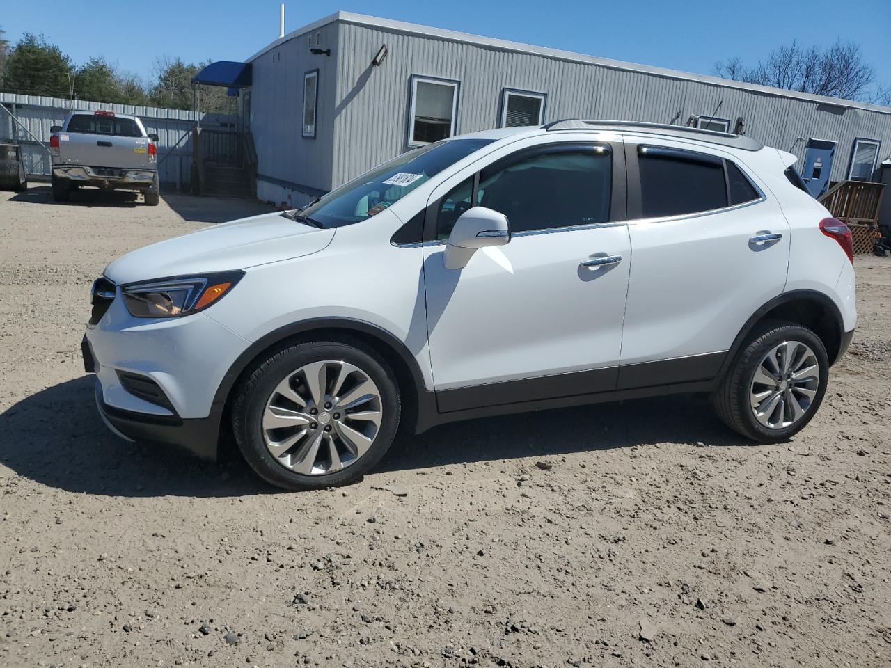 KL4CJESB6HB233946 2017 Buick Encore Preferred