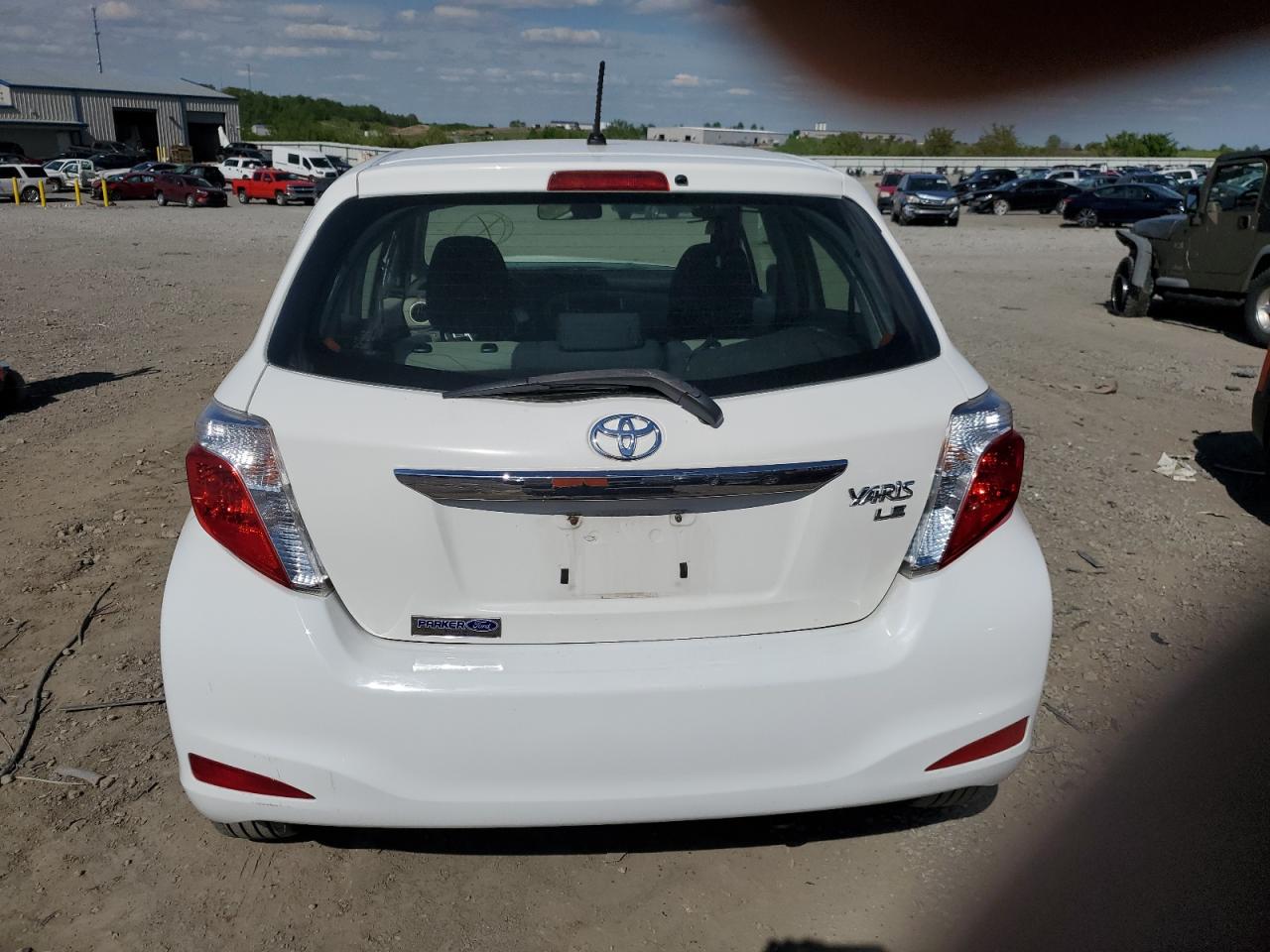 JTDKTUD38ED575460 2014 Toyota Yaris