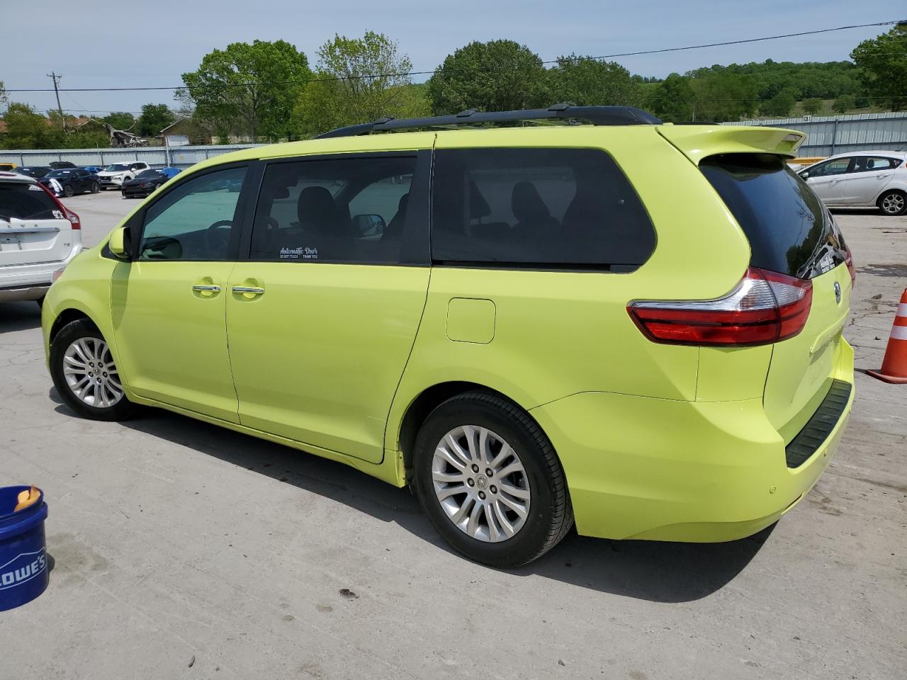 5TDYK3DC4GS695447 2016 Toyota Sienna Xle