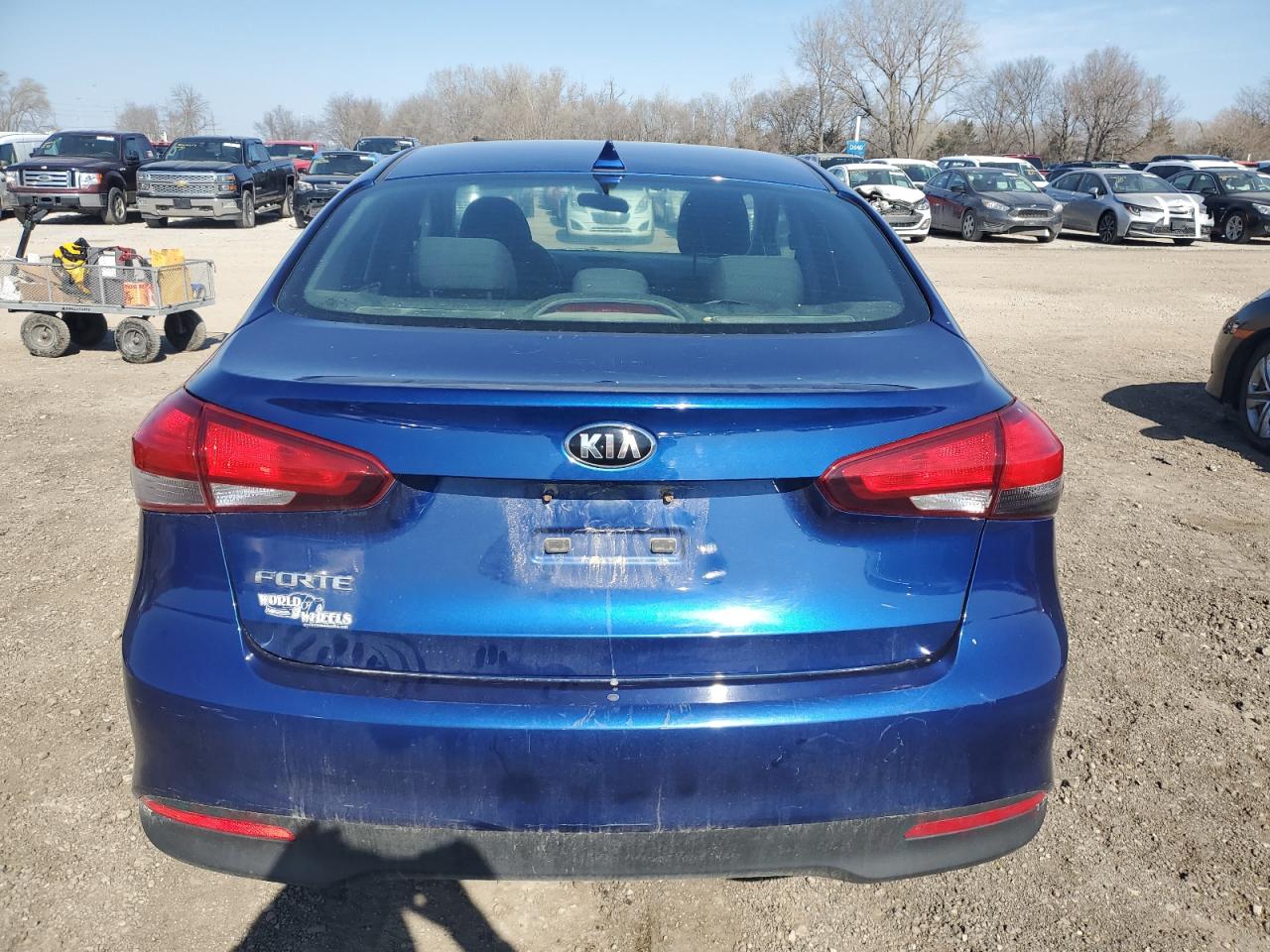 3KPFL4A71JE193241 2018 Kia Forte Lx