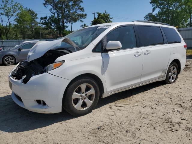 Lot #2519796210 2011 TOYOTA SIENNA LE salvage car