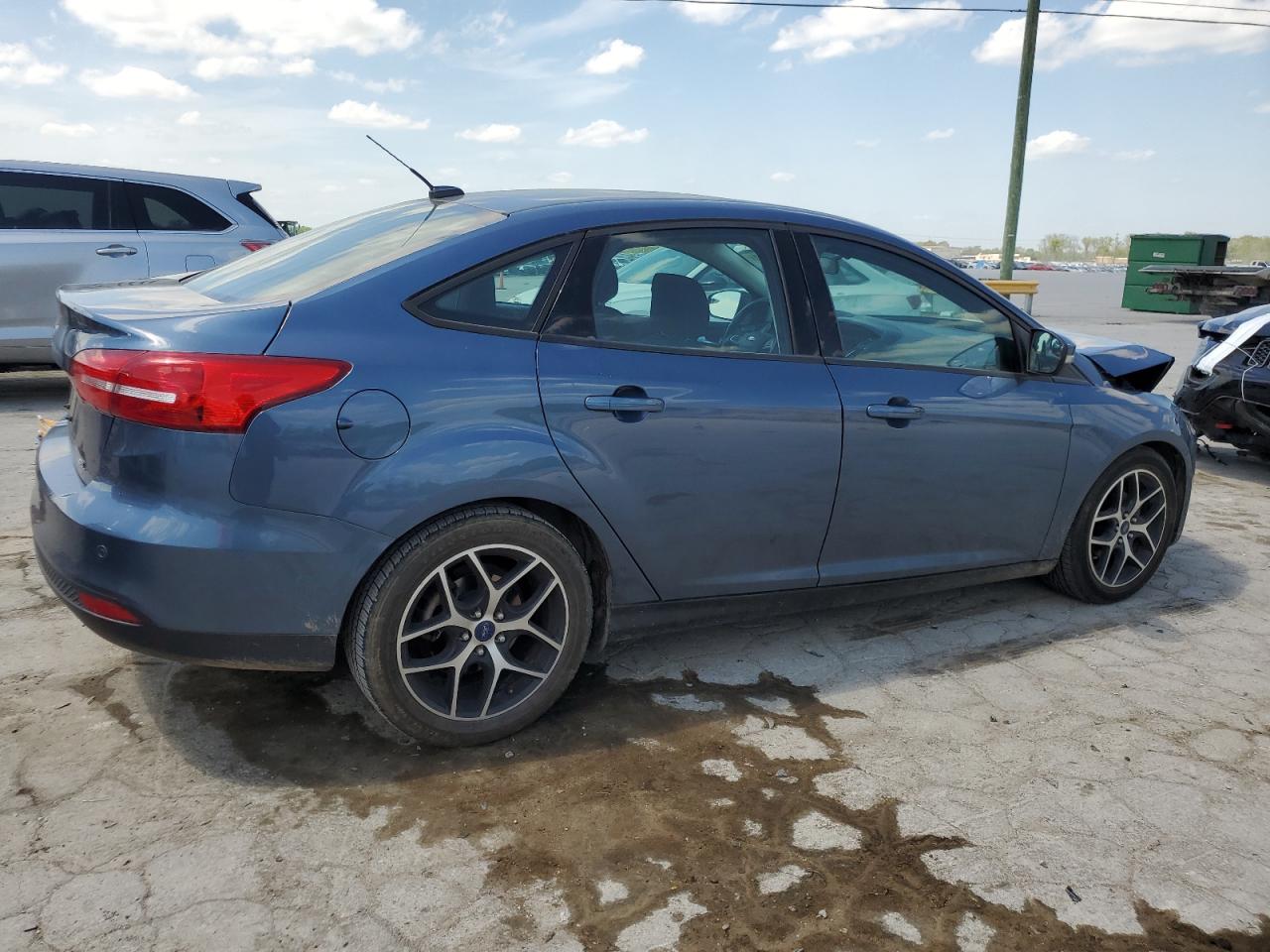 2018 Ford Focus Sel vin: 1FADP3H25JL265698