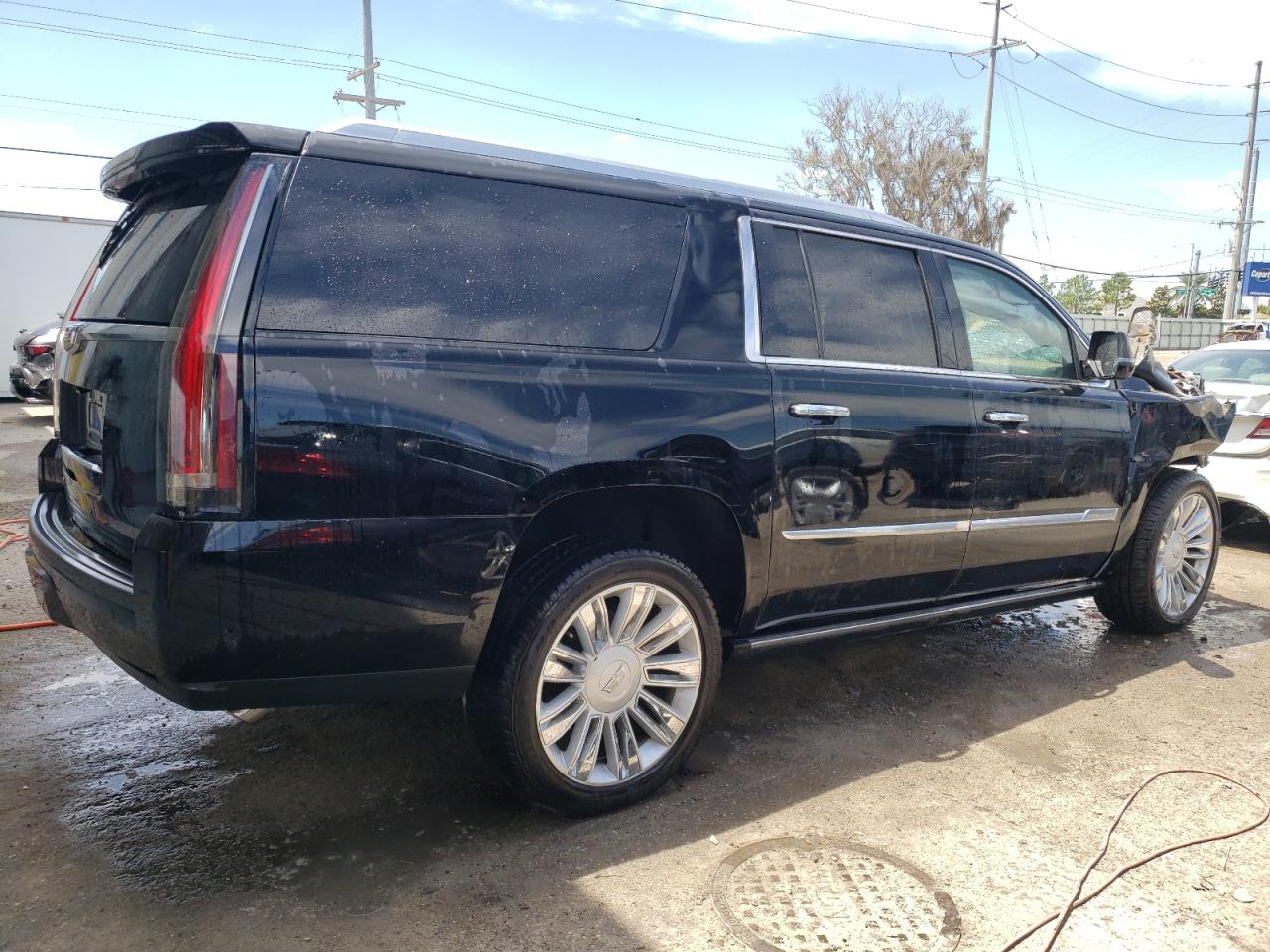 1GYS3KKJ5HR208779 2017 Cadillac Escalade Esv Platinum