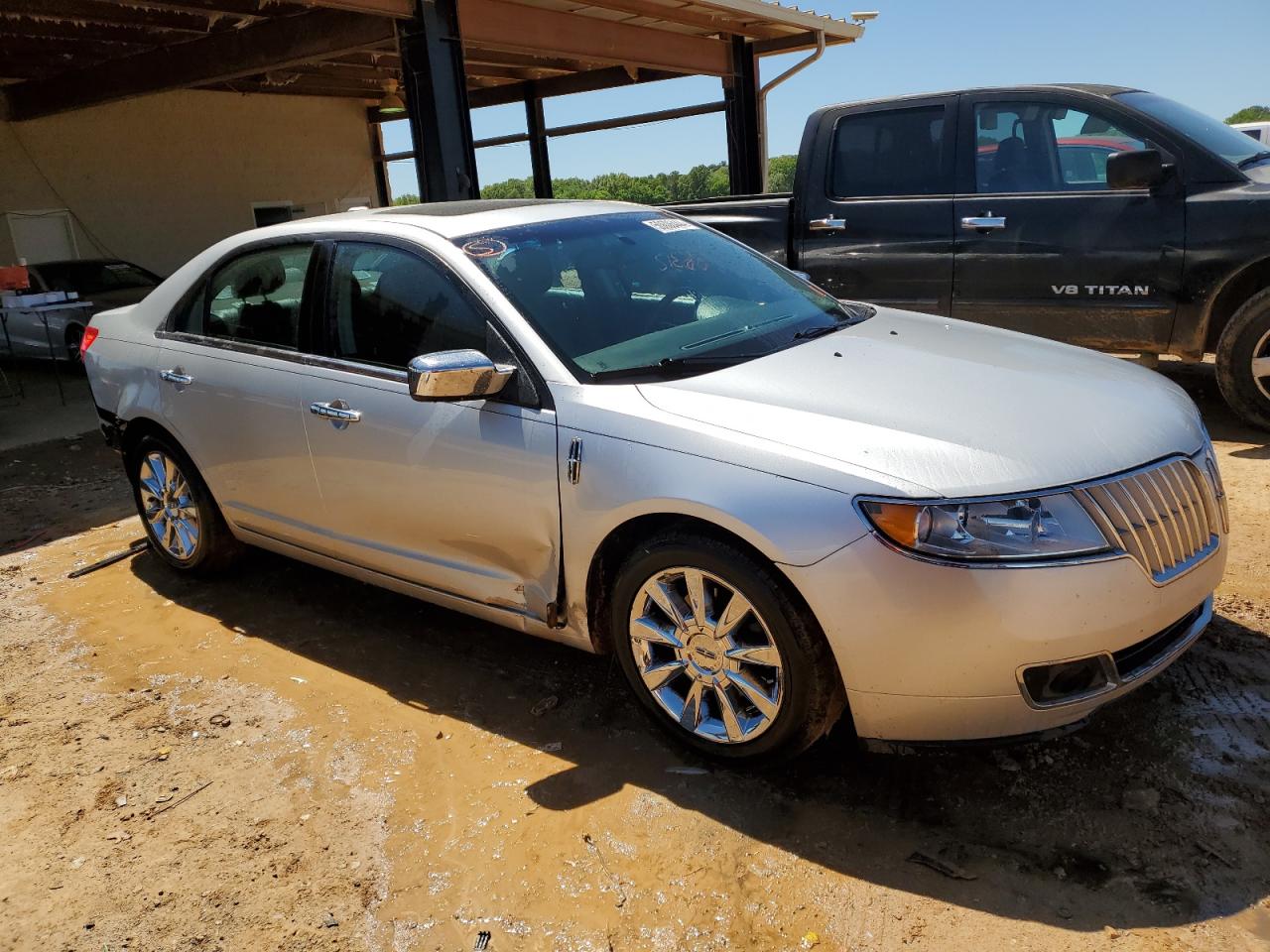 3LNHL2GC8BR758270 2011 Lincoln Mkz