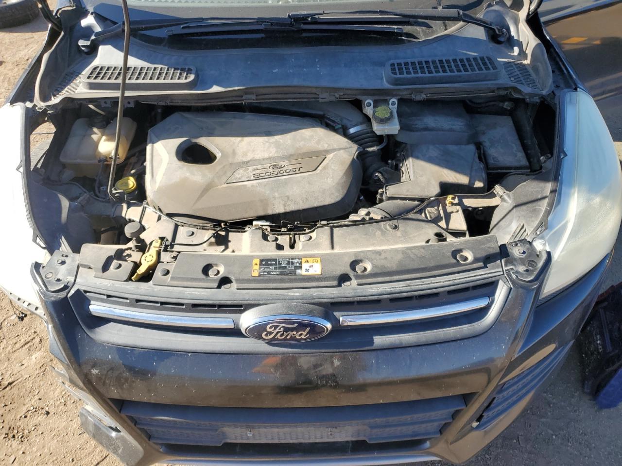 1FMCU9GX4FUA60675 2015 Ford Escape Se