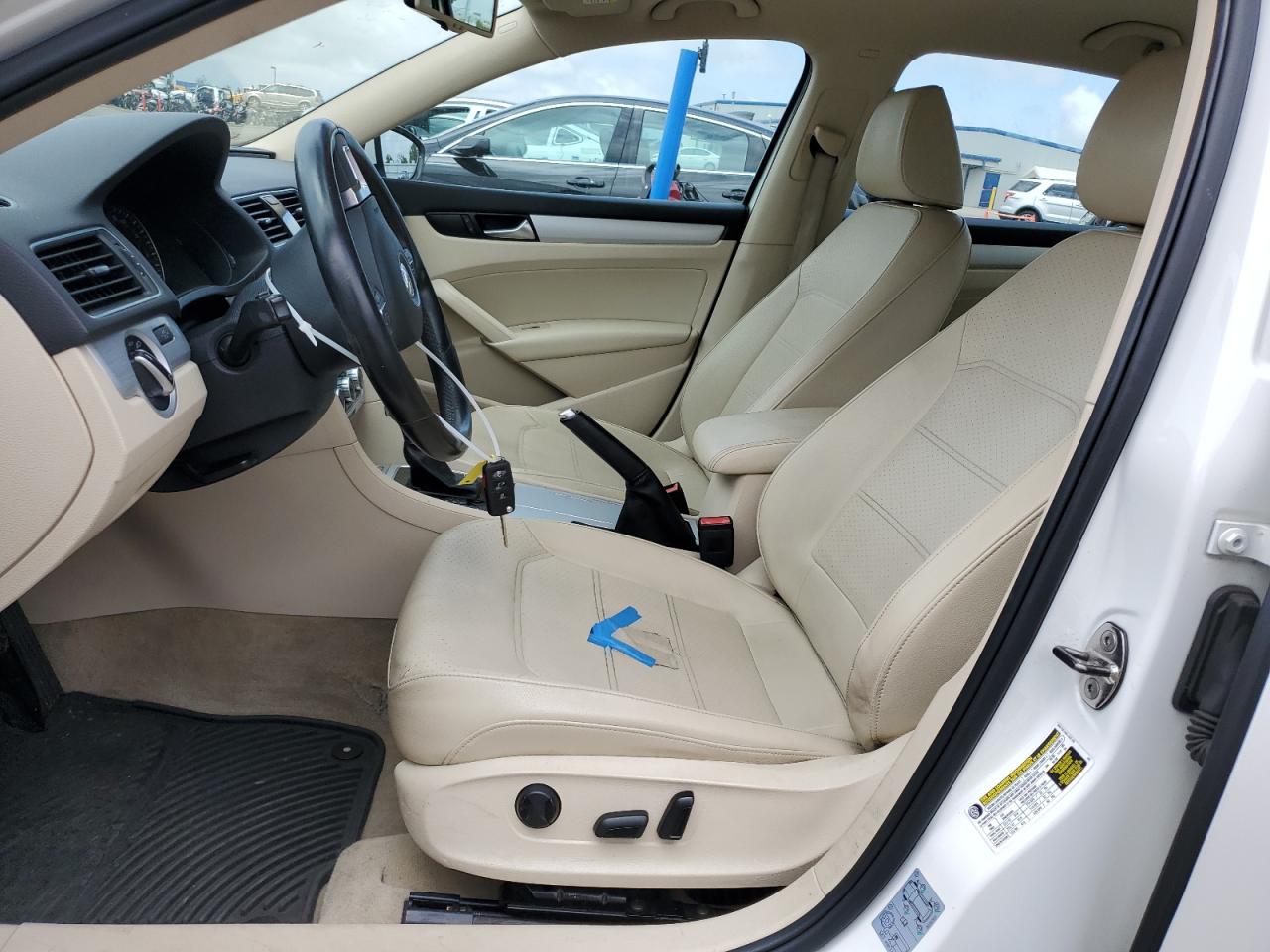 1VWBP7A36CC103400 2012 Volkswagen Passat Se