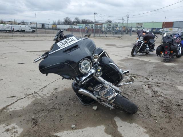 2016 HARLEY-DAVIDSON FLHTCUL UL 1HD1KDM16GB666947