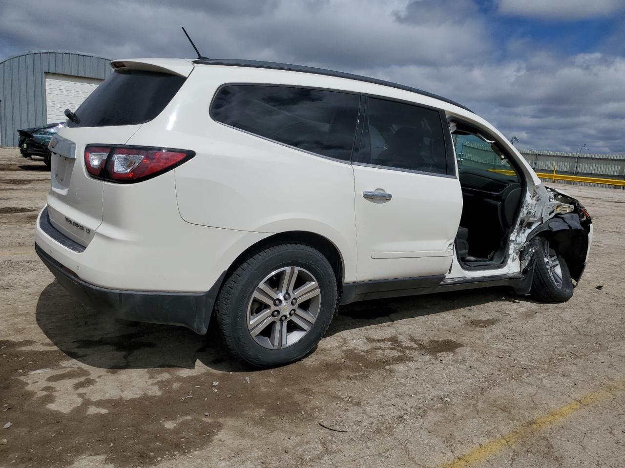 1GNKVHKD5FJ207647 2015 Chevrolet Traverse Lt