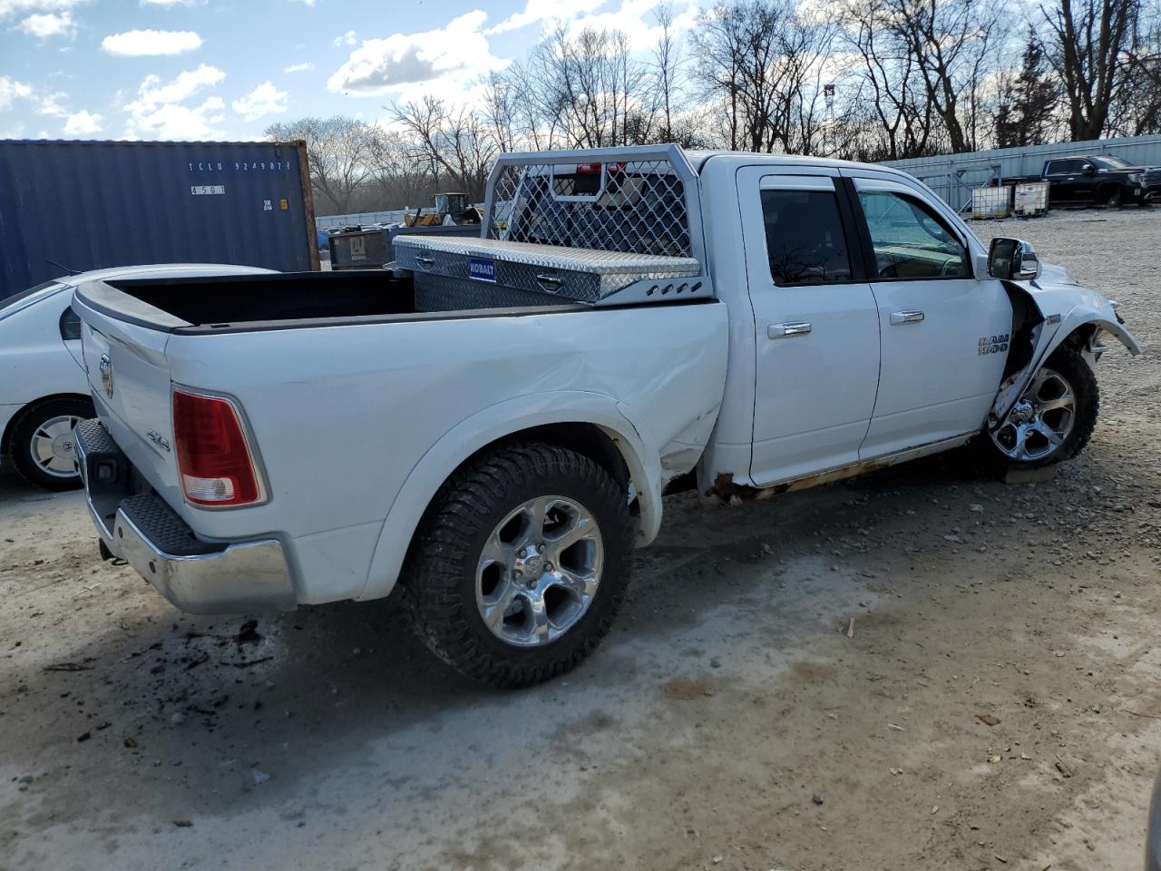 2013 Ram 1500 Laramie vin: 1C6RR7JT9DS553908