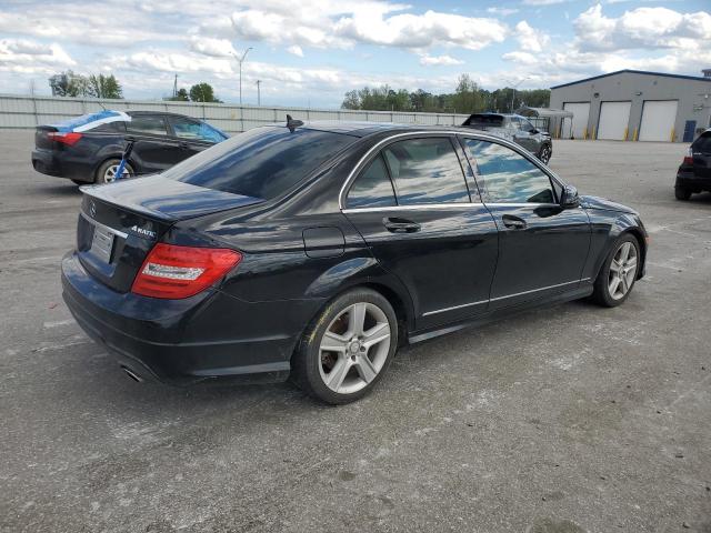 VIN WDDGF8AB2DA835793 2013 Mercedes-Benz C-Class, 3... no.3