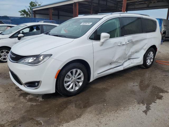 Lot #2457444401 2018 CHRYSLER PACIFICA T salvage car