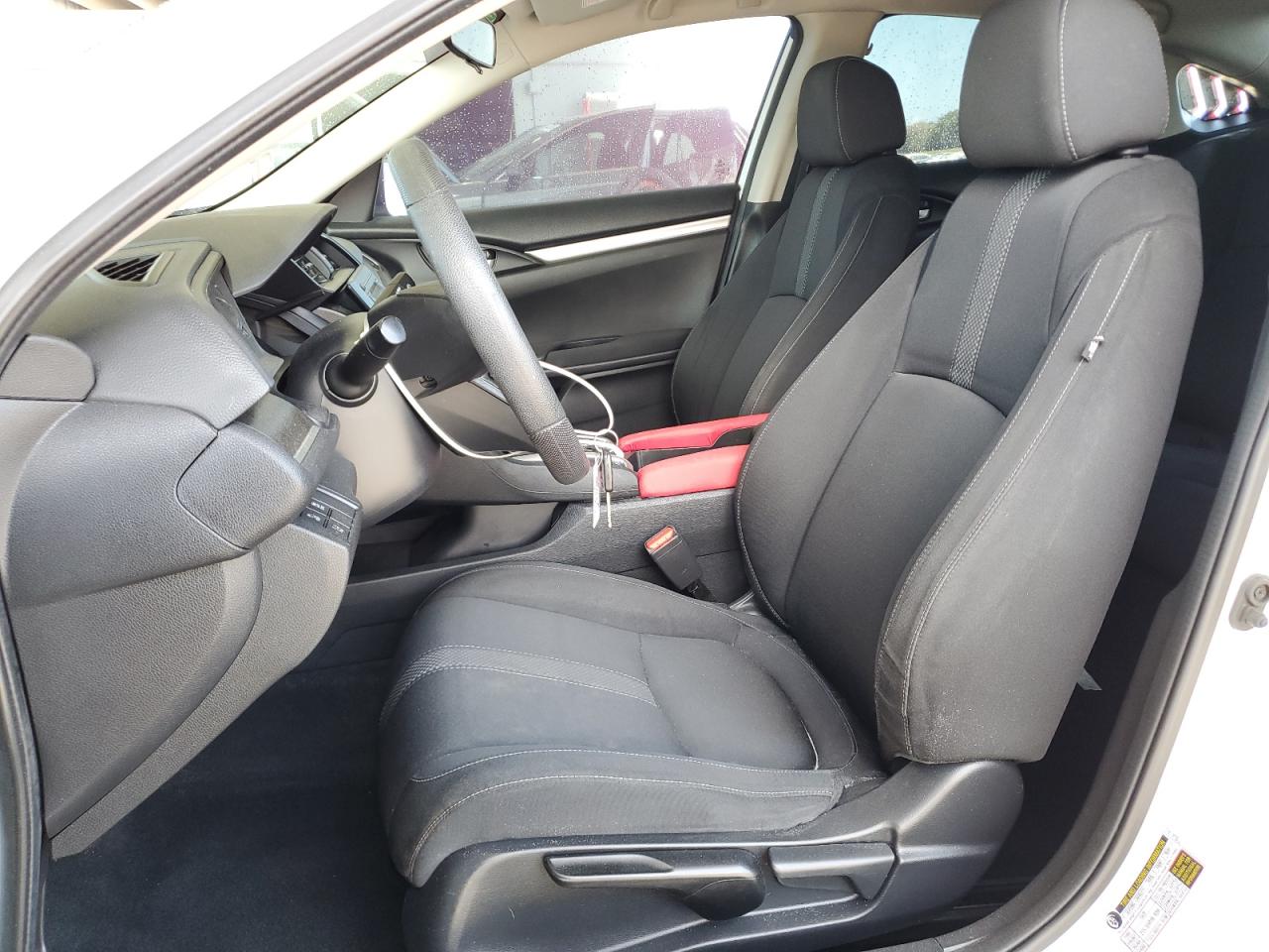 19XFC2F6XKE032201 2019 Honda Civic Lx