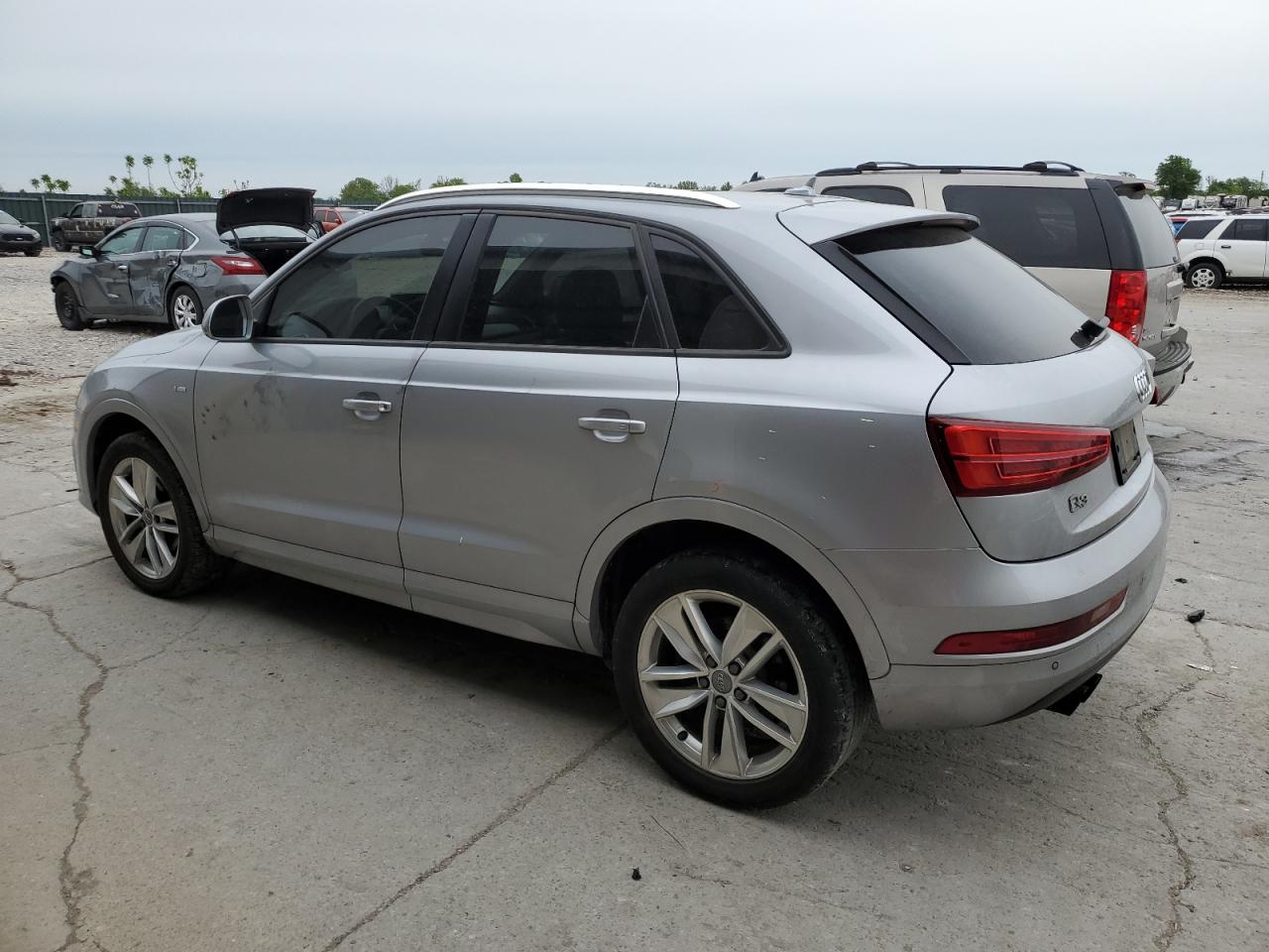 2018 Audi Q3 Premium vin: WA1BCCFS8JR012298