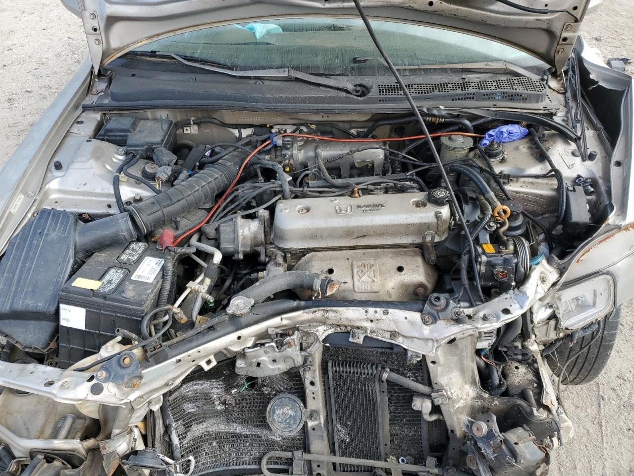 1HGCD5685TA114054 1996 Honda Accord Dx 25Th Anniversary