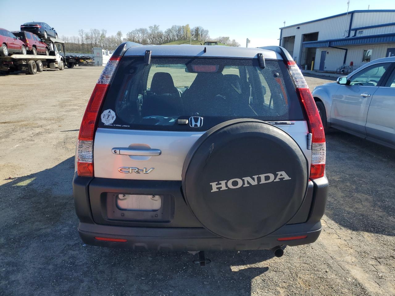 JHLRD78575C047975 2005 Honda Cr-V Lx