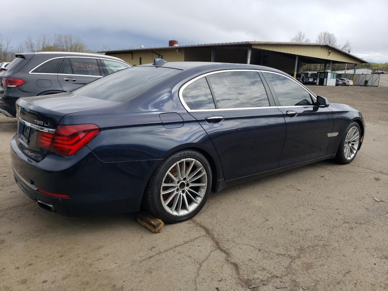 2013 BMW 750 Lxi vin: WBAYF8C54DDE59313