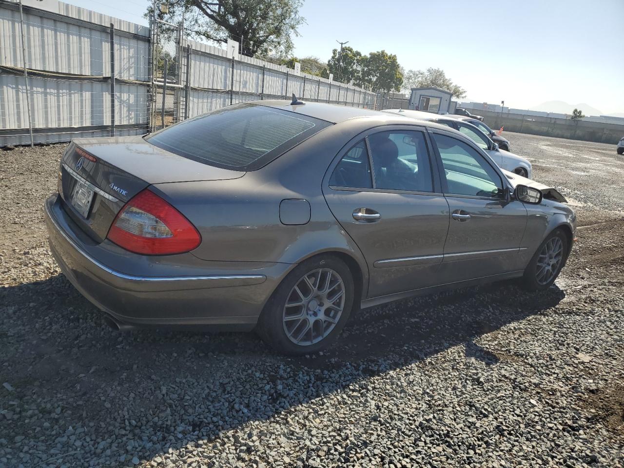 WDBUF87X48B225652 2008 Mercedes-Benz E 350 4Matic