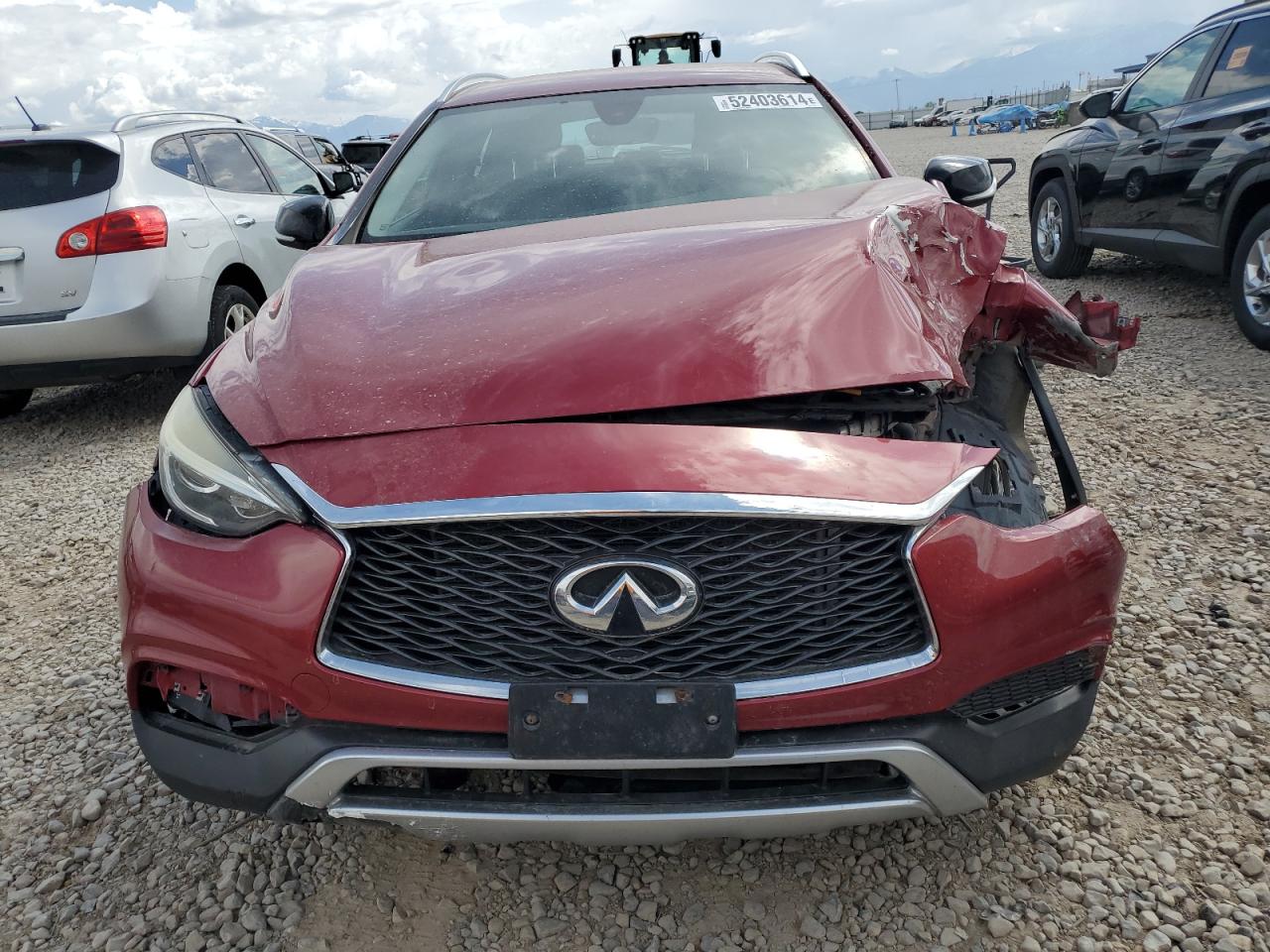 SJKCH5CR6HA039269 2017 Infiniti Qx30 Base