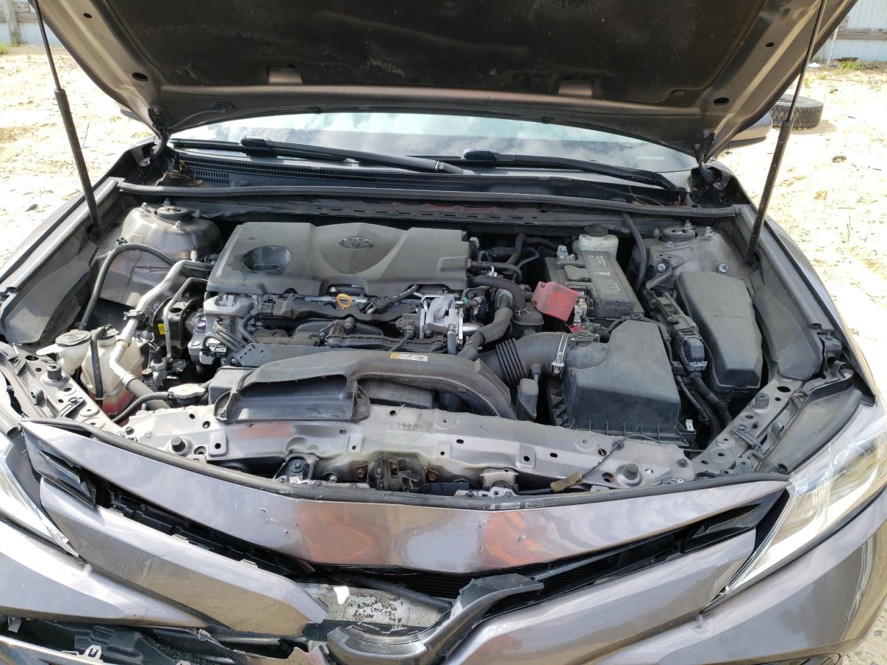 4T1B11HK3JU600616 2018 Toyota Camry L