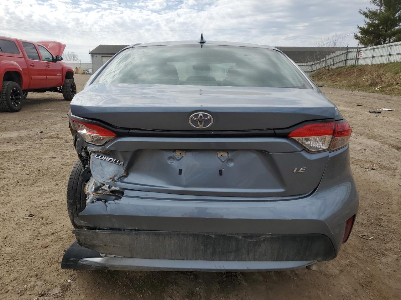 2021 Toyota Corolla Le vin: 5YFEPMAE6MP220404