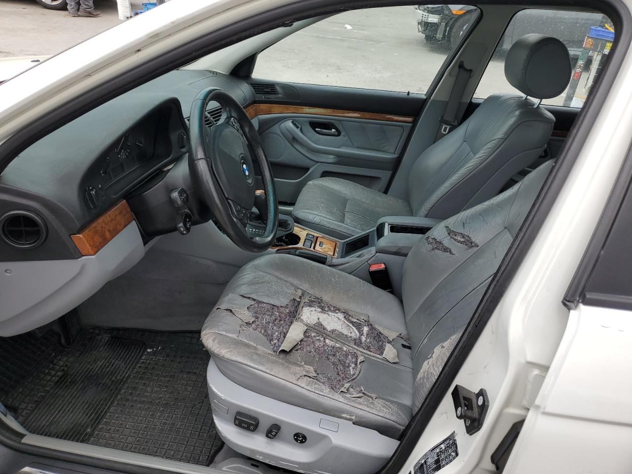 WBADP6337XBV60373 1999 BMW 528 It Automatic