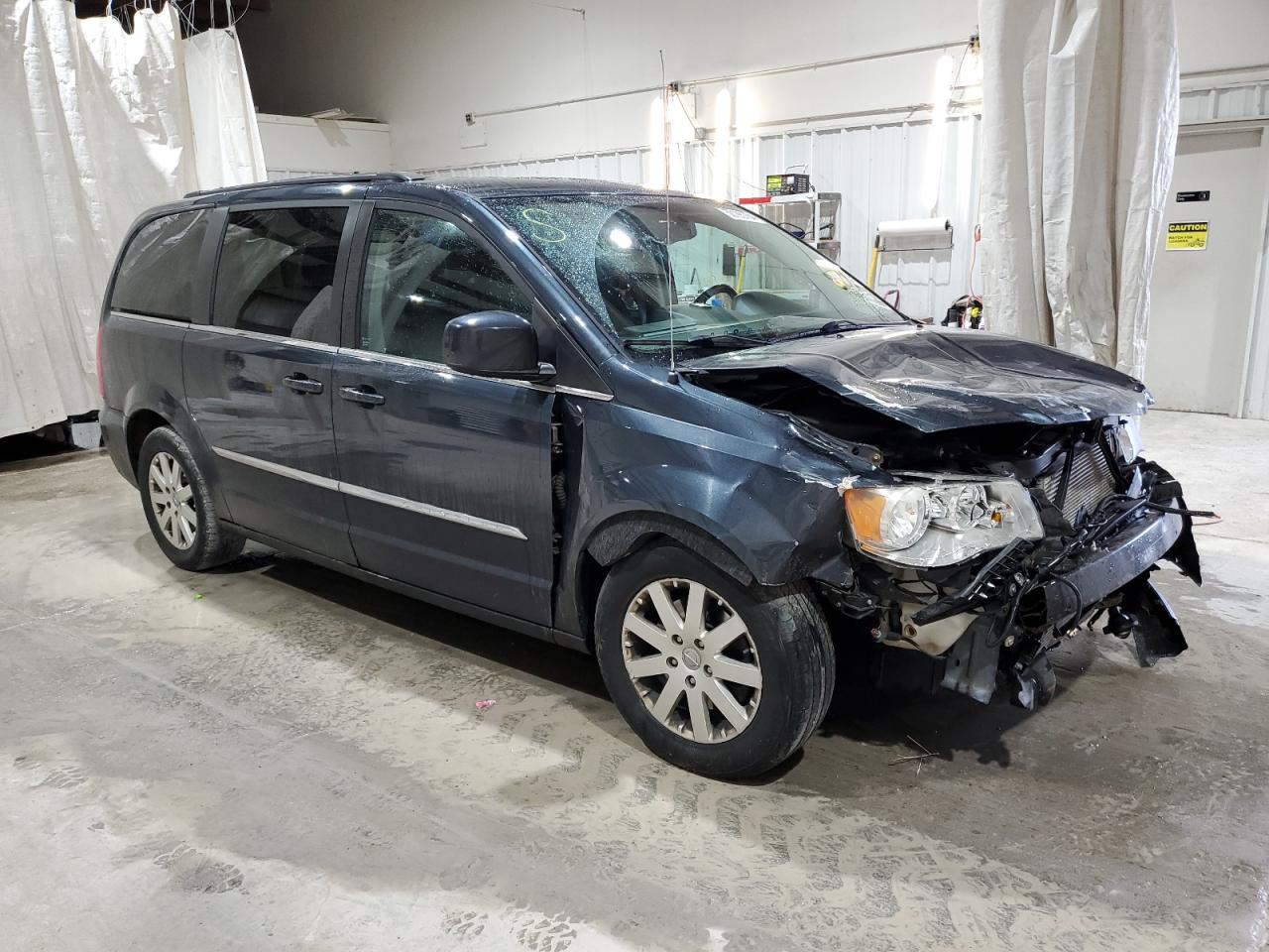 2C4RC1BG5ER395045 2014 Chrysler Town & Country Touring