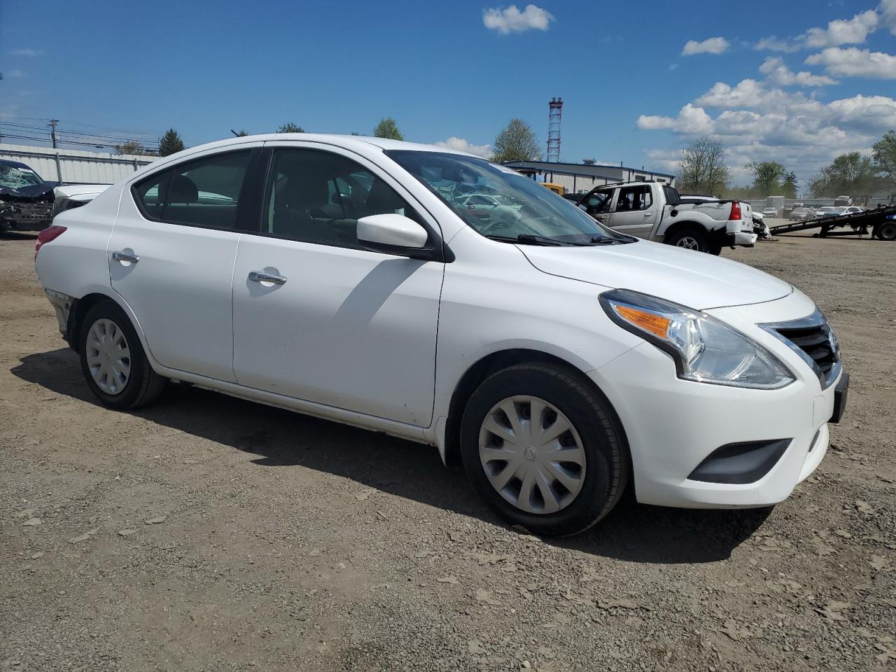 3N1CN7AP4FL938682 2015 Nissan Versa S