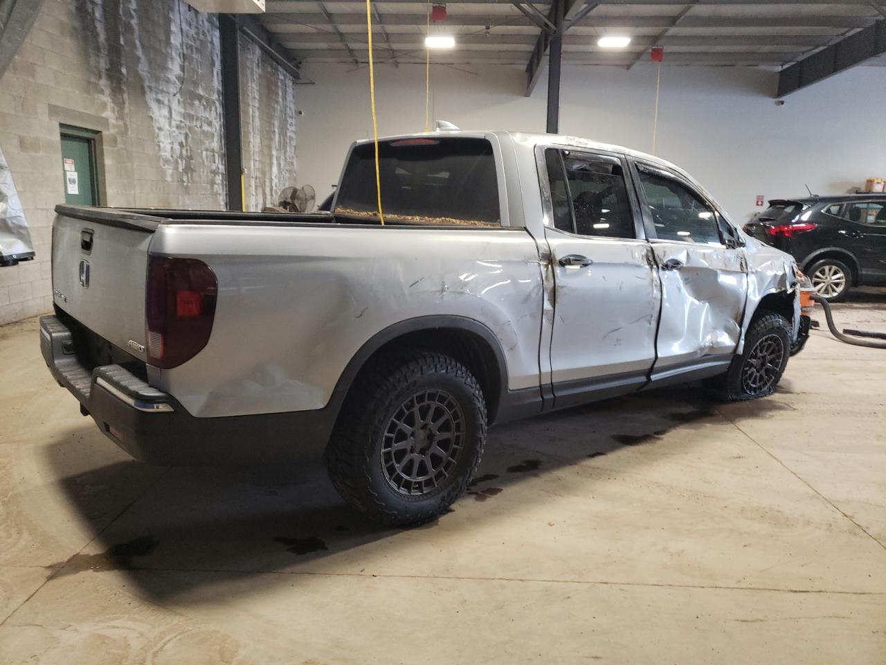 2017 Honda Ridgeline Rt vin: 5FPYK3F22HB012257