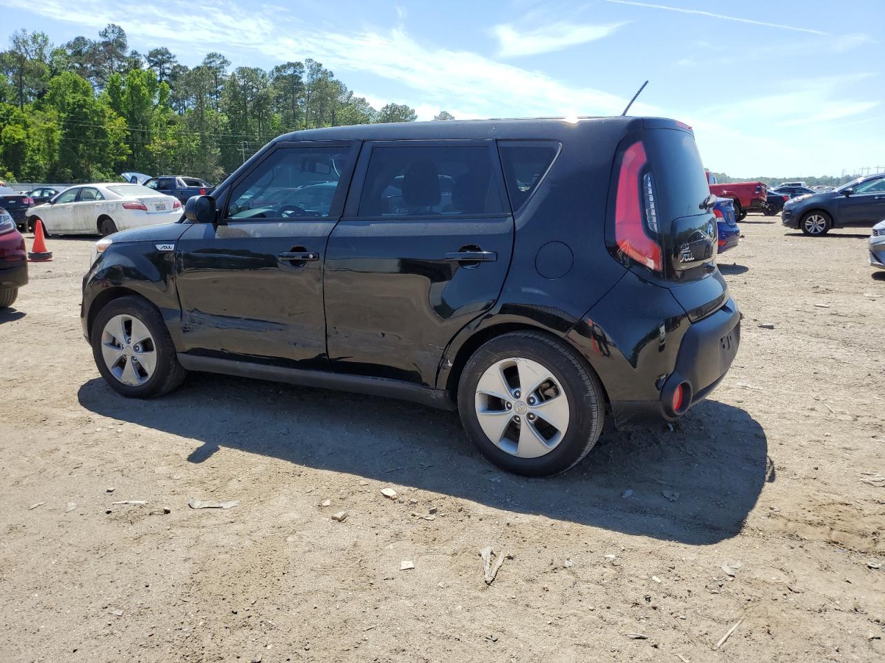 KNDJN2A25G7394016 2016 Kia Soul