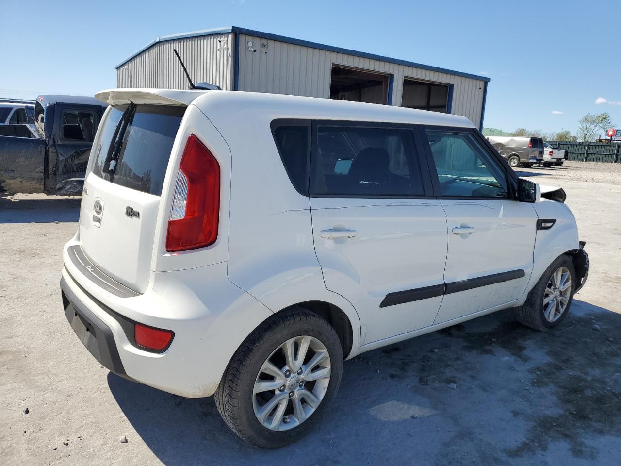 KNDJT2A57D7572049 2013 Kia Soul