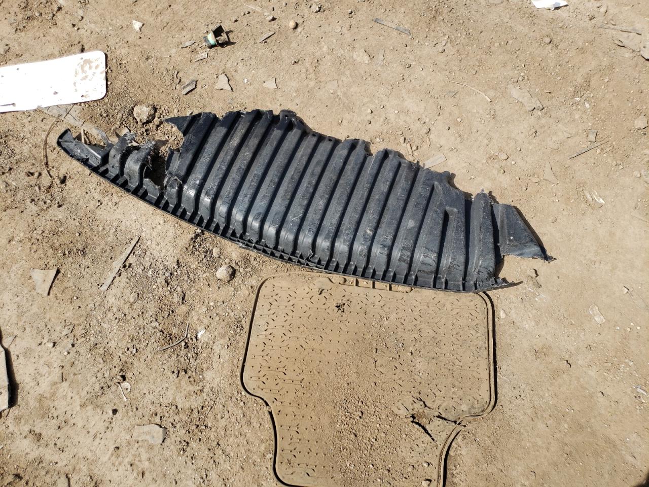 WDDHF5GB4AA097551 2010 Mercedes-Benz E 350