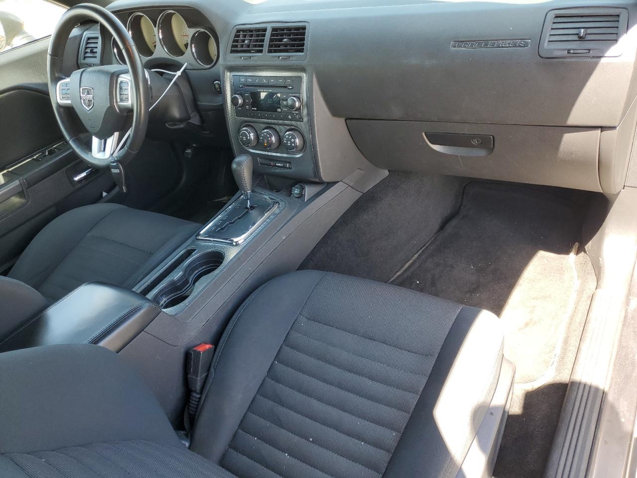 2C3CDYBT8EH214393 2014 Dodge Challenger R/T