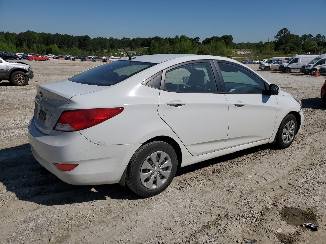 KMHCT4AE2HU362367 2017 Hyundai Accent Se