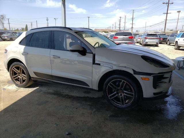 VIN WP1AA2A59MLB13696 2021 Porsche Macan no.4