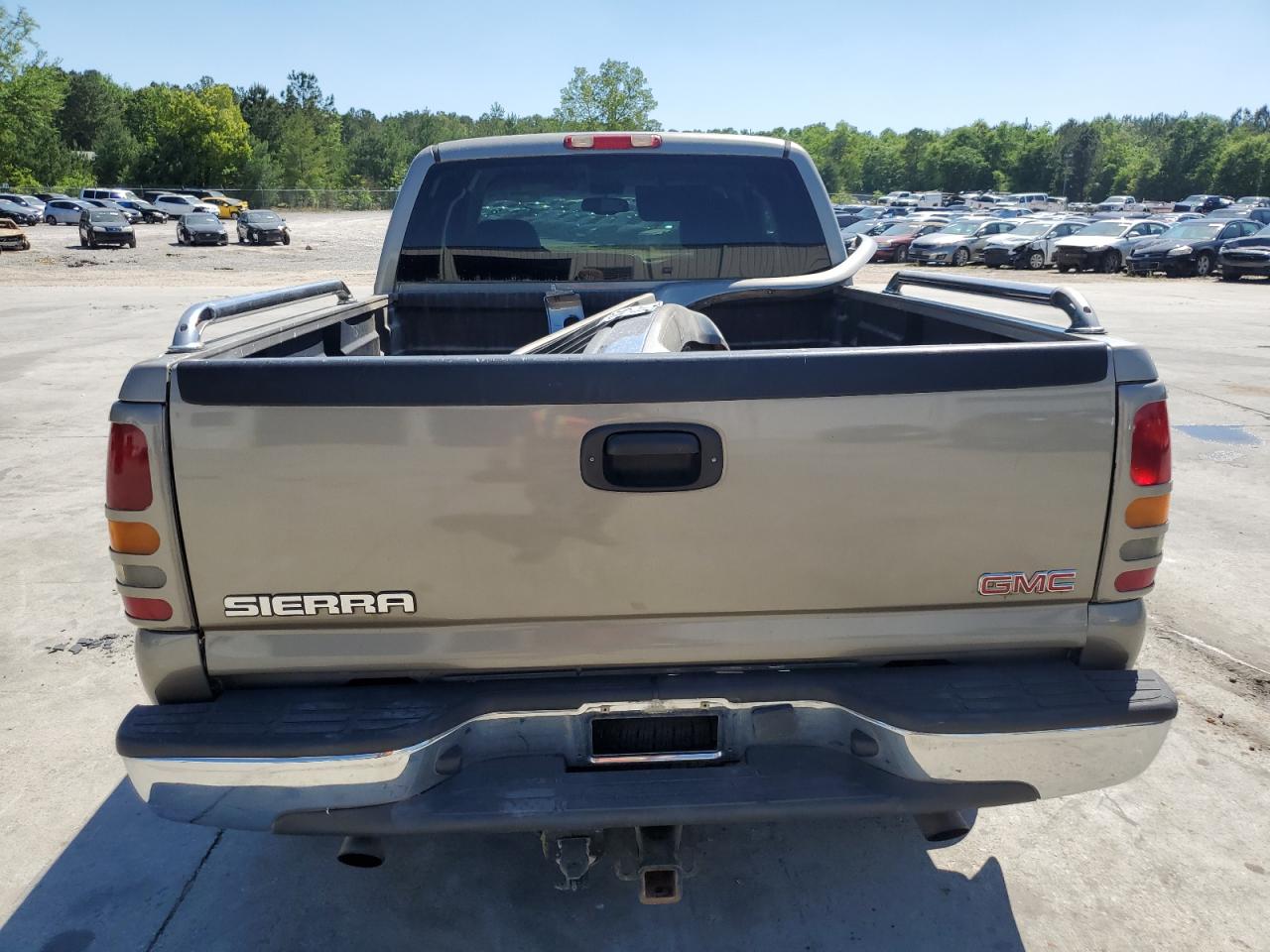 2GTEC19T121263928 2002 GMC New Sierra C1500