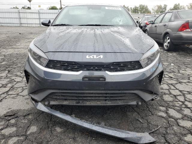 3KPF24AD4PE608893 Kia Forte LX 5