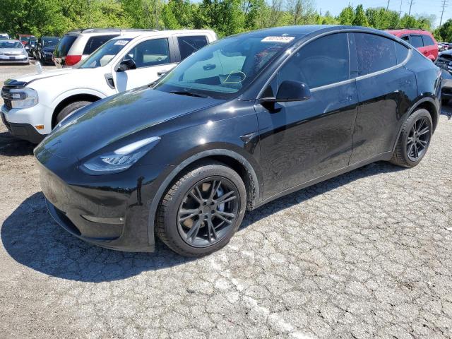 5YJYGDEE4MF256272 Tesla Model Y 