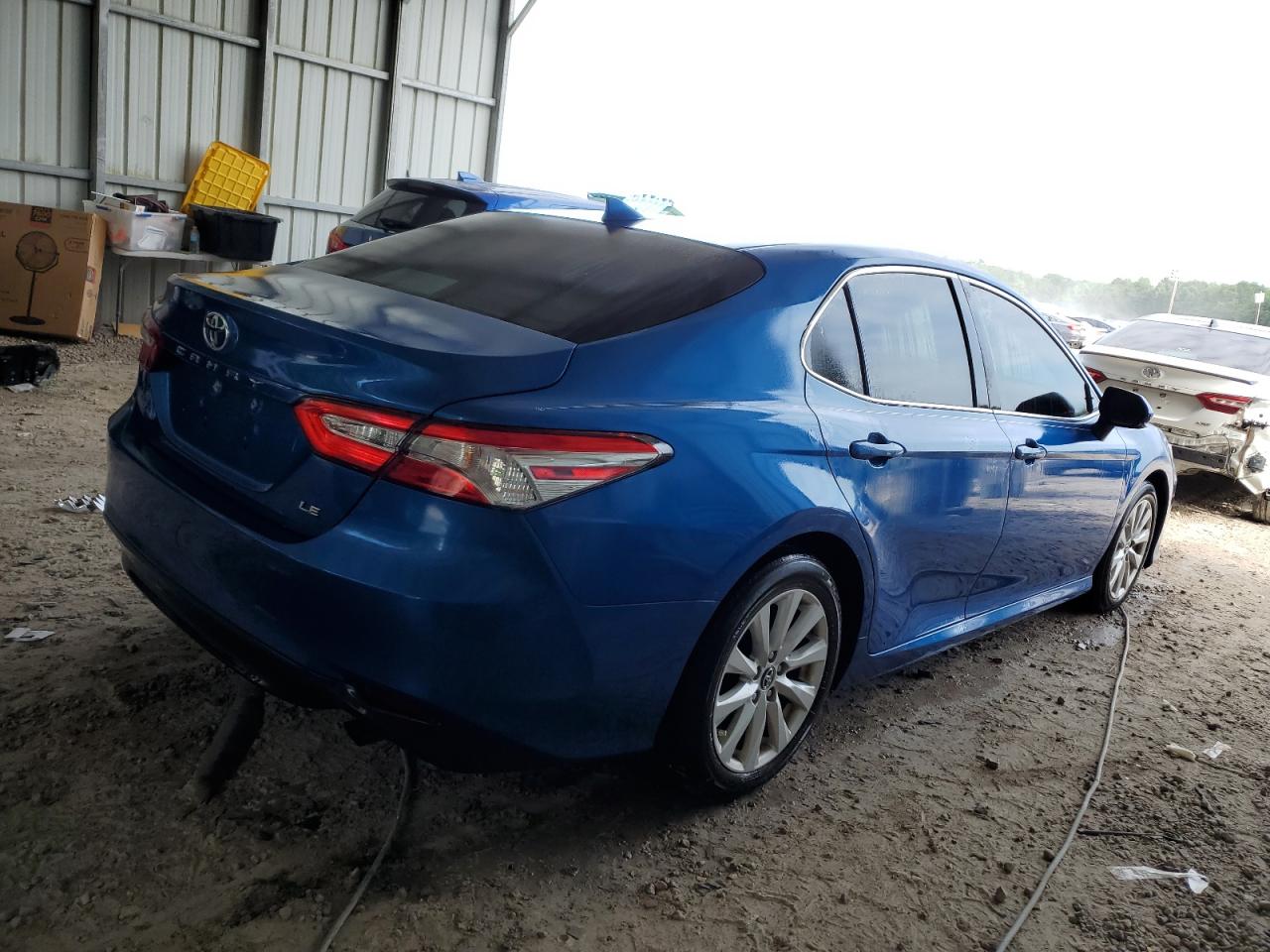 2019 Toyota Camry L vin: 4T1B11HK1KU184387